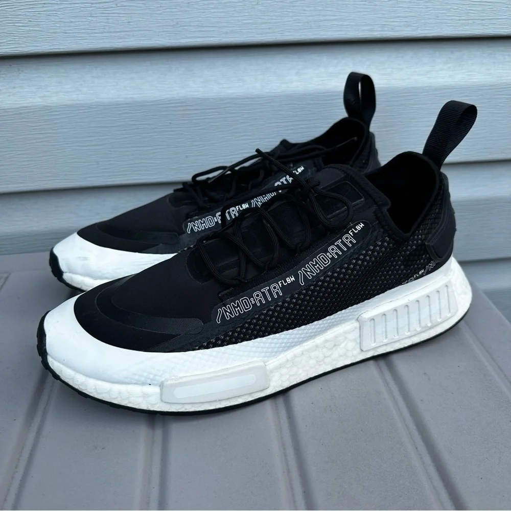 Adidas Originals x NASA NMD R1 Spectoo Sneakers Black White Size 12 Men’s